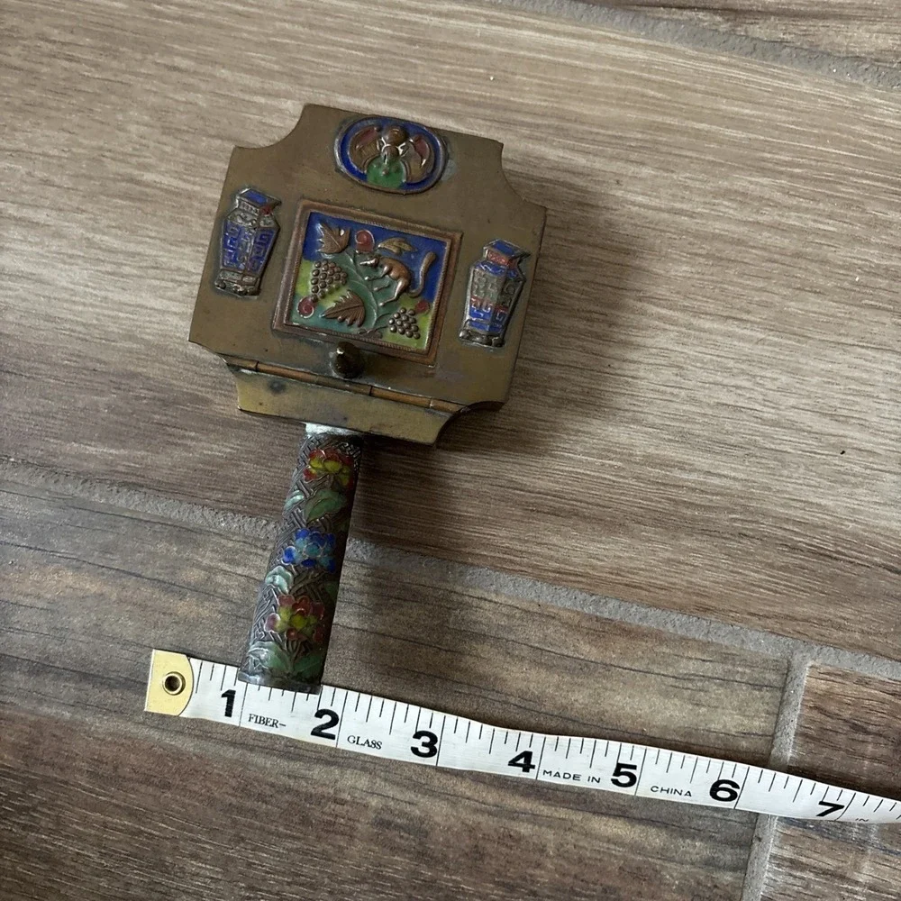 Vintage Silent Butler Chinese cloisonné crumb cigarette‎ catcher, brass detail